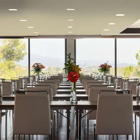 호텔 Dolce By Wyndham Barcelona 4*