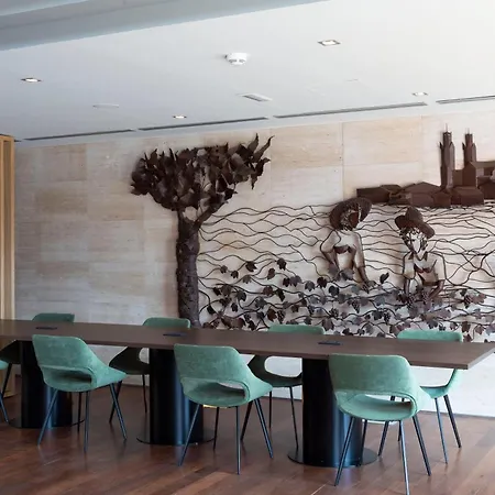 Hotell Dolce By Wyndham Barcelona Sant Esteve Sesrovires